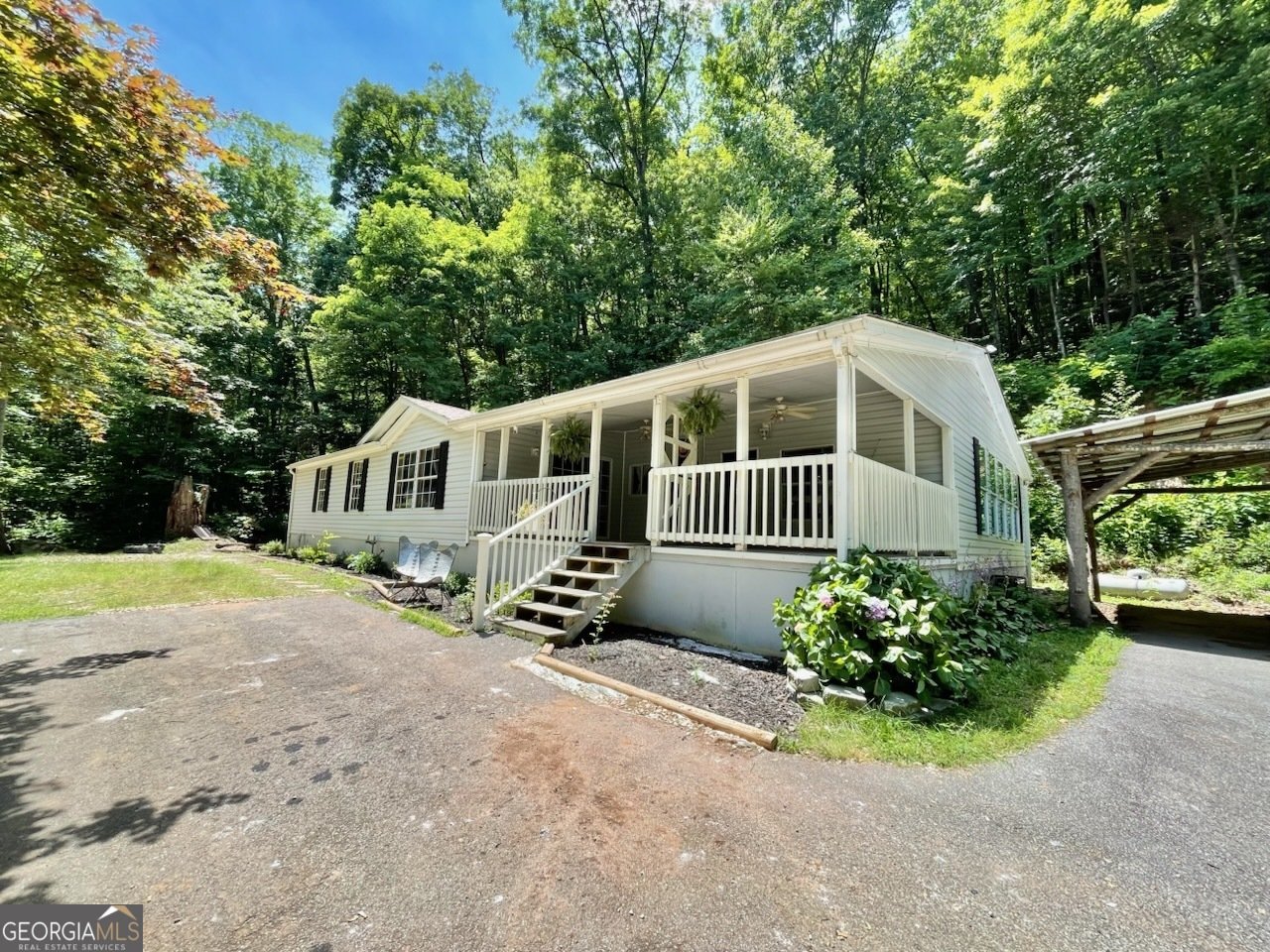 906 Billy Watts Cove Road Tiger - 1