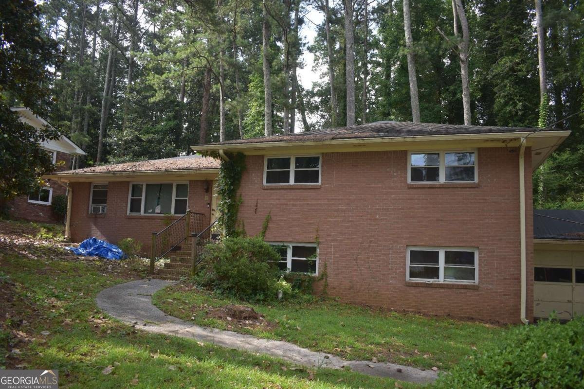 3798 King Henry Road Atlanta - 2