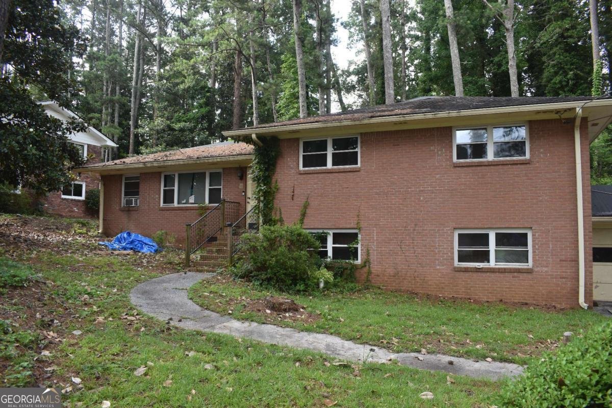 3798 King Henry Road Atlanta - 3