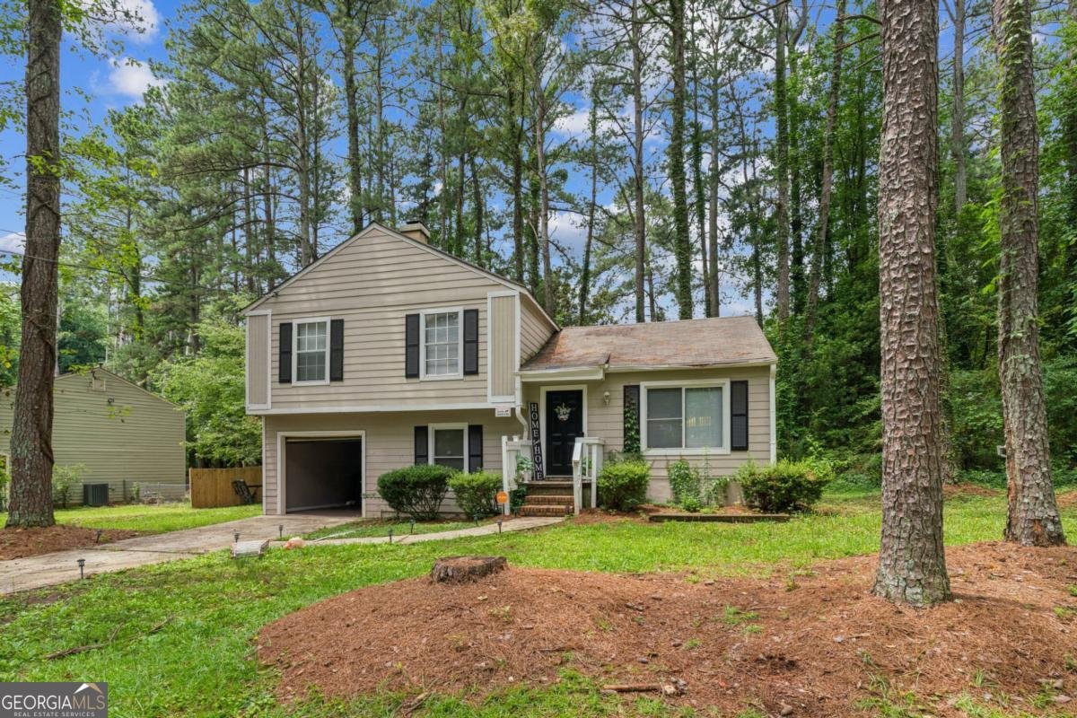 447 Sherwood Circle Stone Mountain - 13