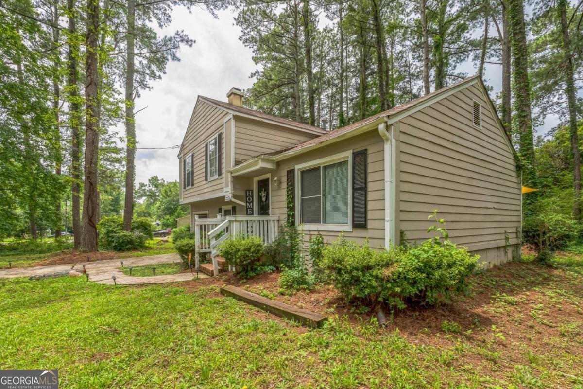 447 Sherwood Circle Stone Mountain - 16