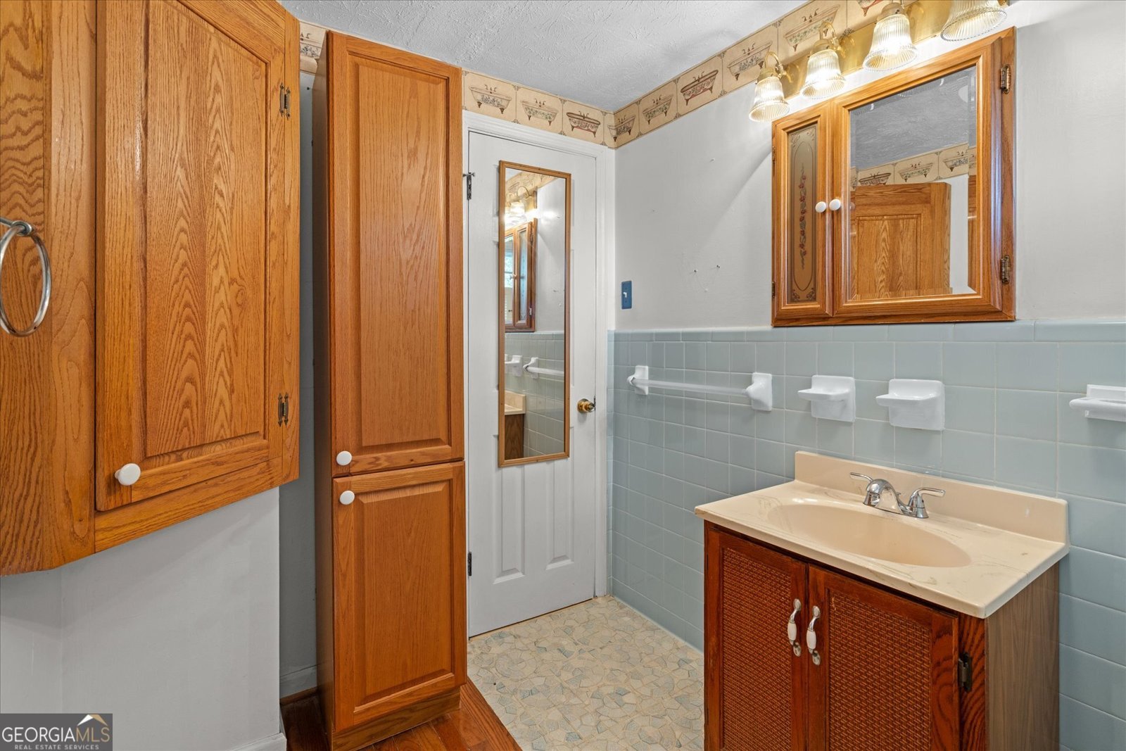 6674 Cowan Mill Road Winston - 17