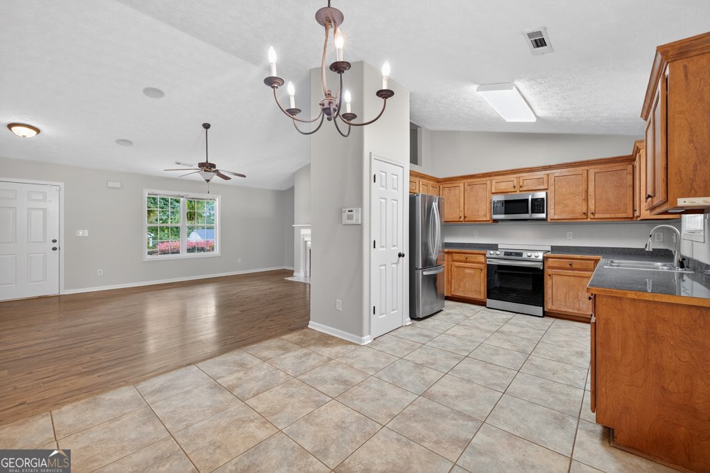 1758 Miller Springs Drive Bethlehem - 12