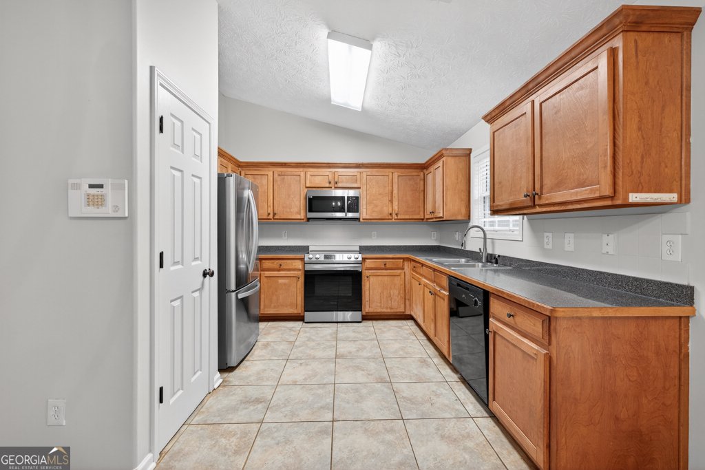 1758 Miller Springs Drive Bethlehem - 13