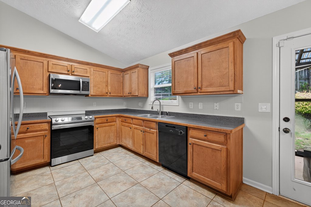 1758 Miller Springs Drive Bethlehem - 15