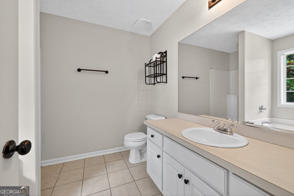 1758 Miller Springs Drive Bethlehem - 23