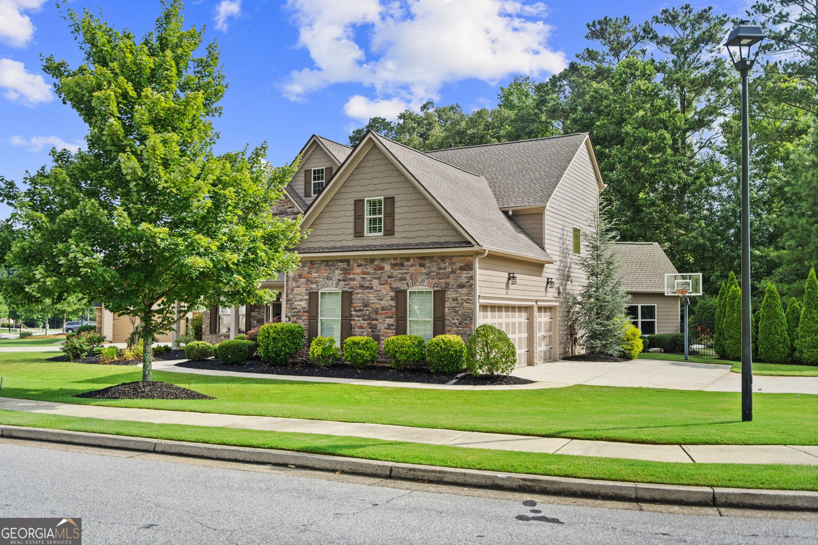 134 Lakestone Parkway Woodstock - 54