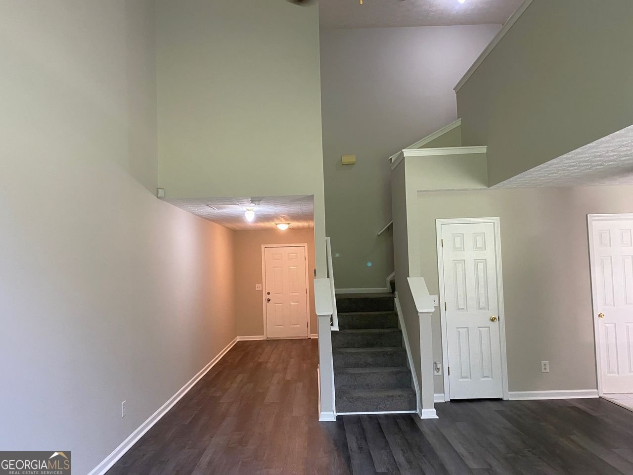 646 Lakes Circle Lithonia - 16