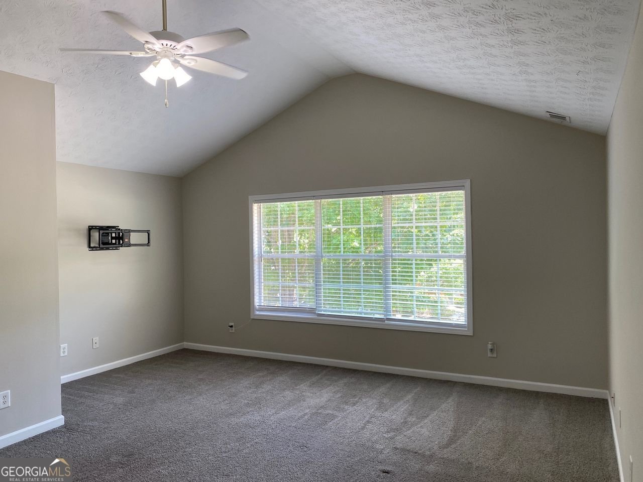 646 Lakes Circle Lithonia - 22