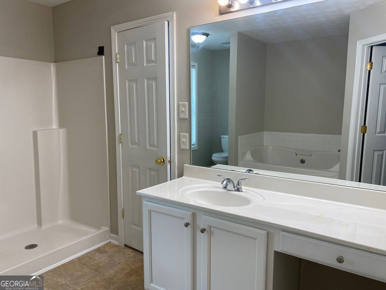 646 Lakes Circle Lithonia - 25