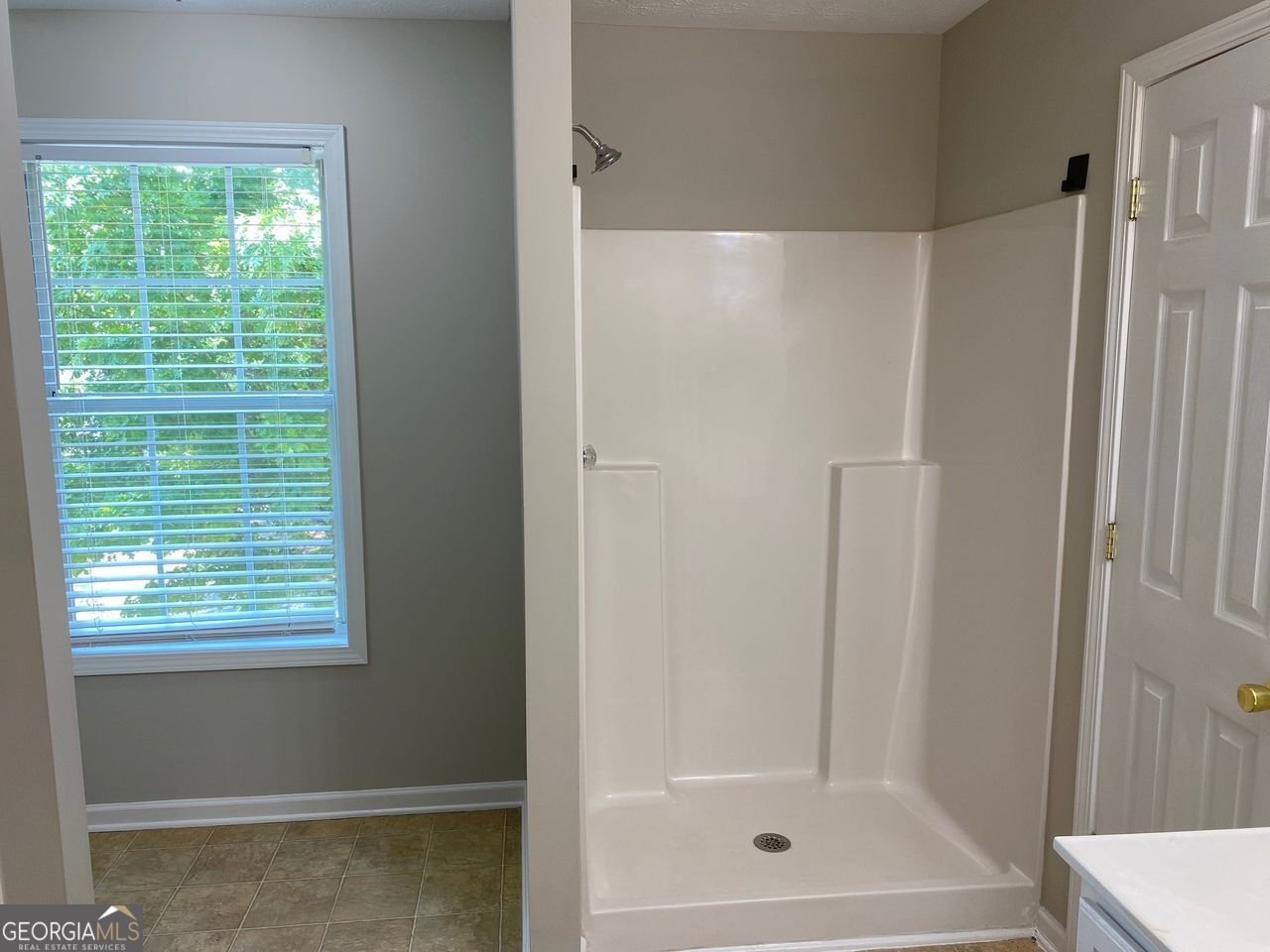 646 Lakes Circle Lithonia - 27