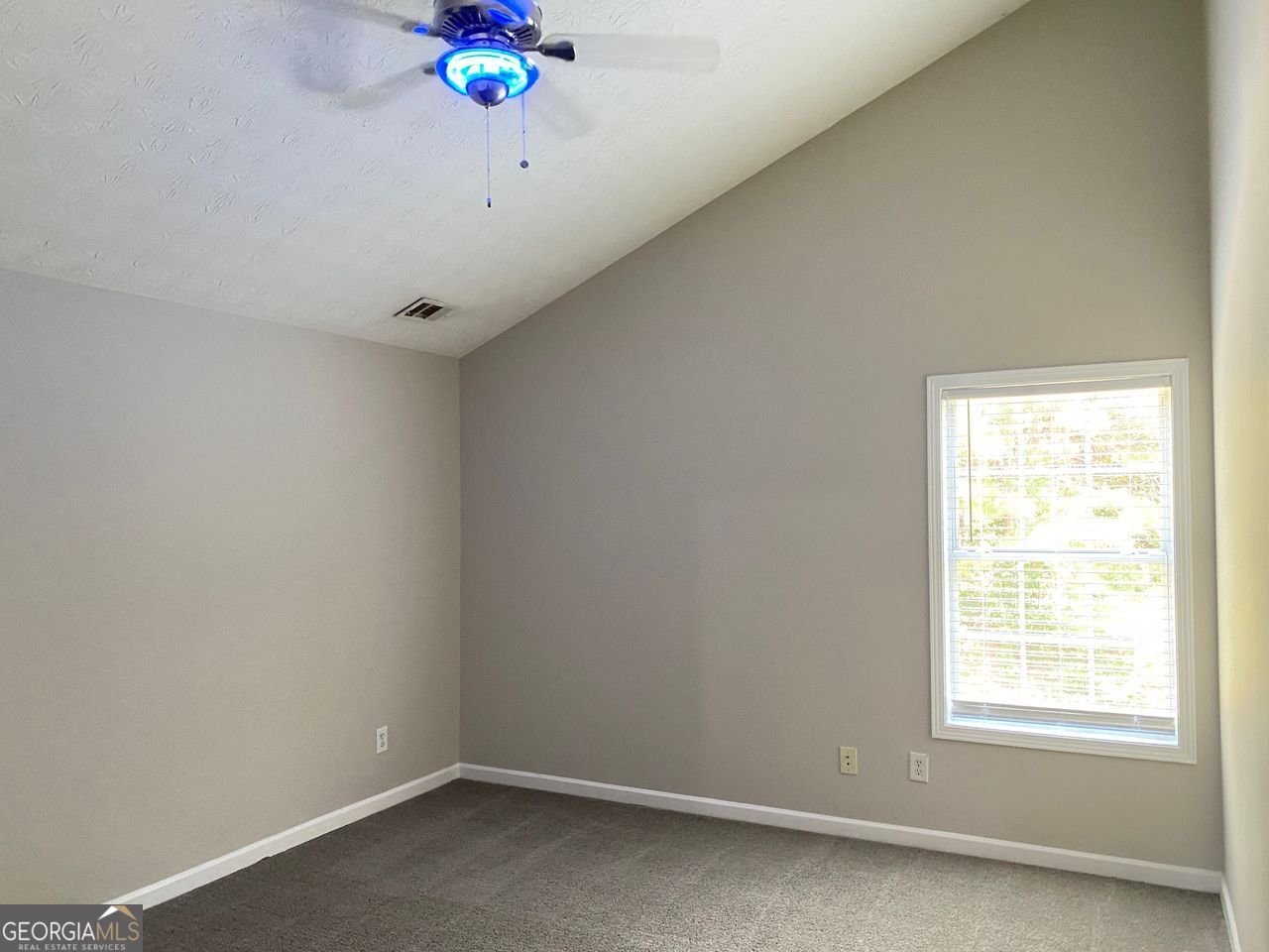 646 Lakes Circle Lithonia - 31