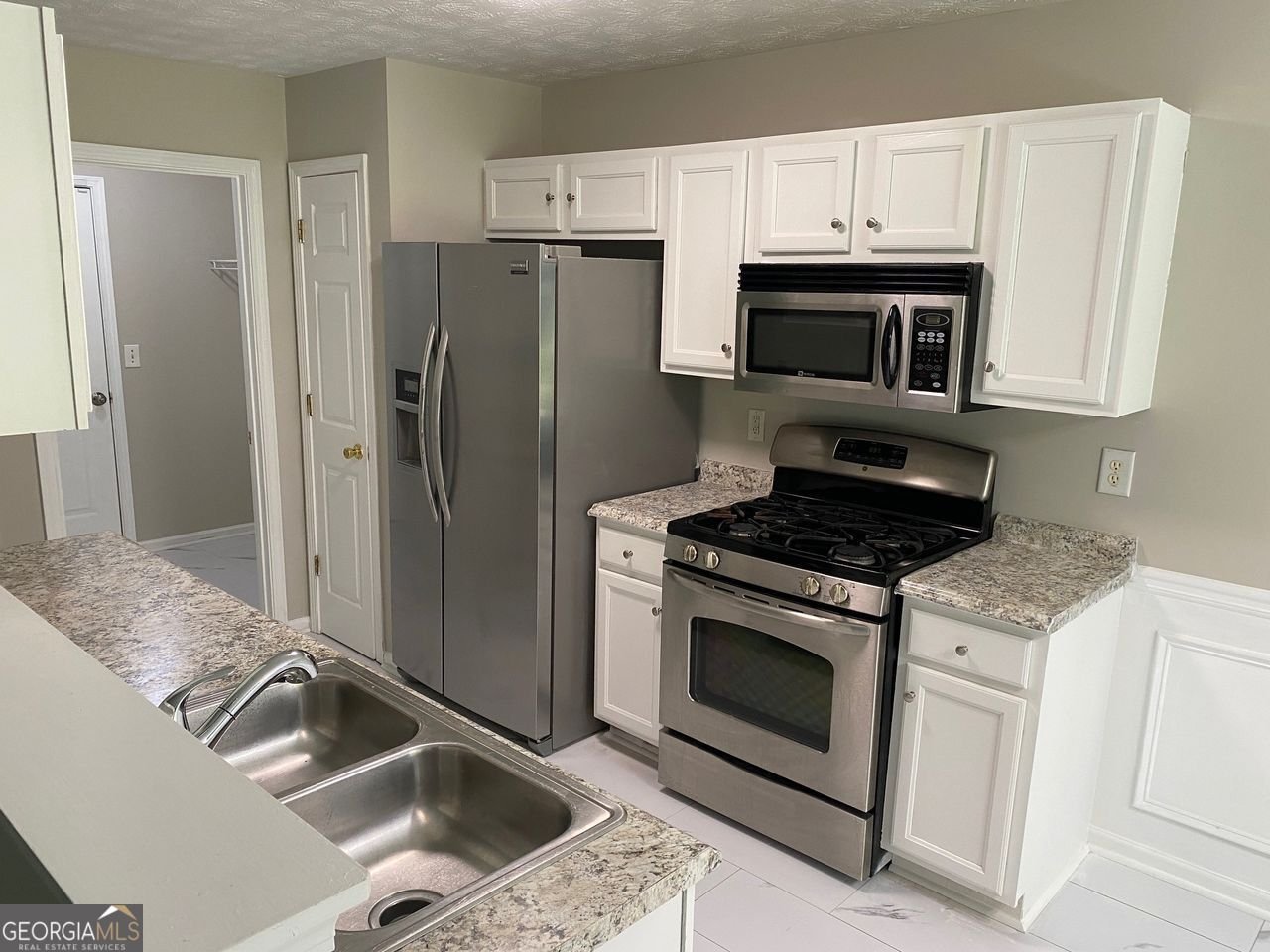 646 Lakes Circle Lithonia - 9