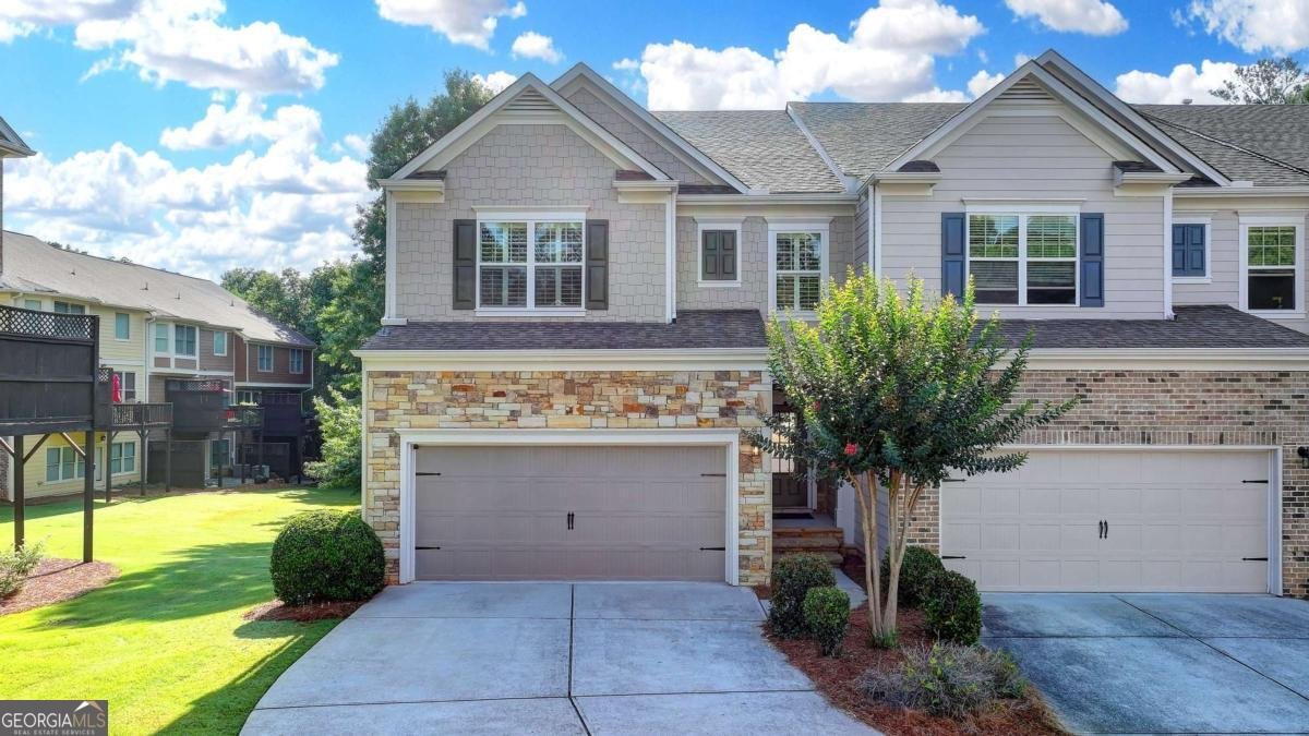 5965 VISTA BROOK Drive Suwanee - 1