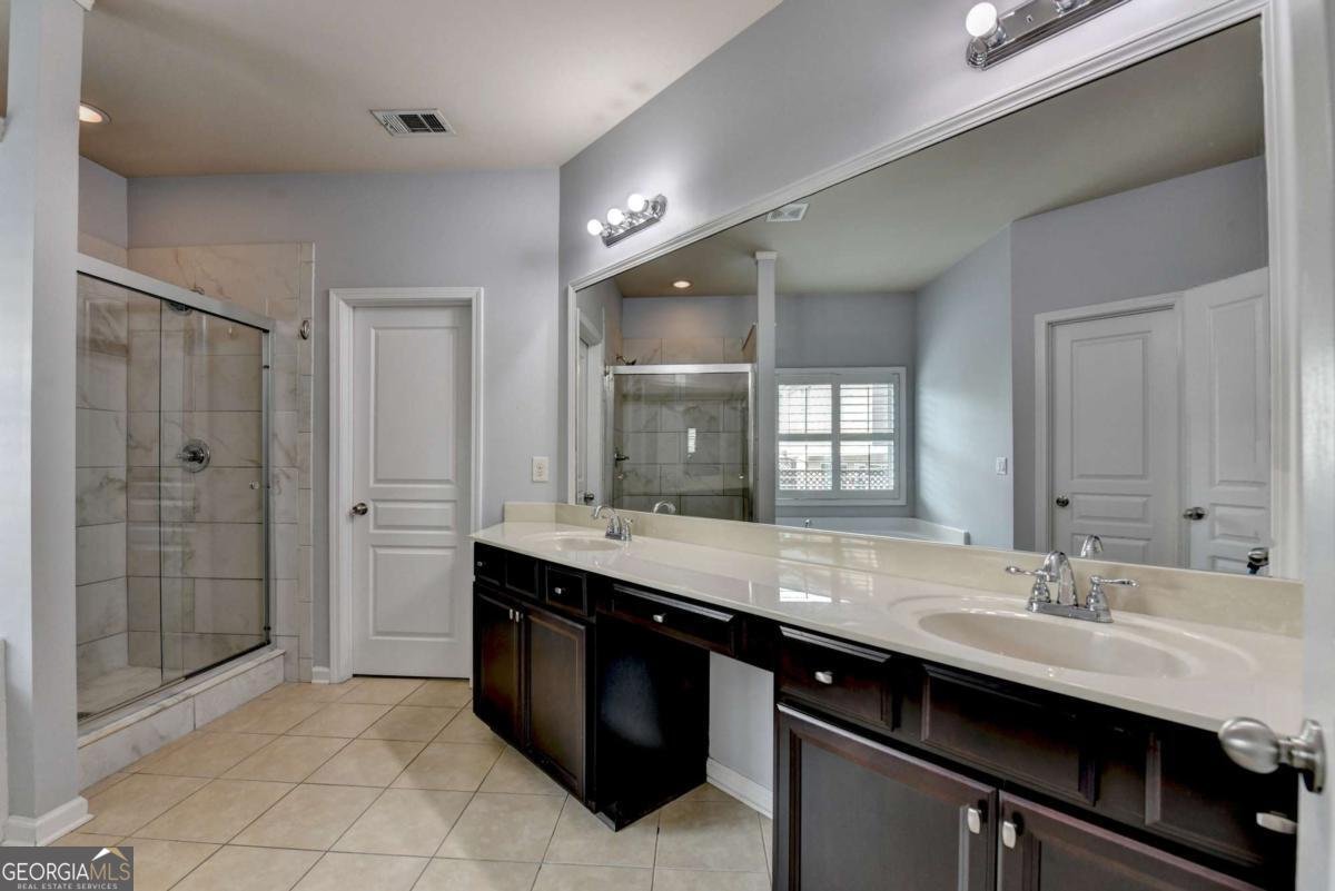 5965 VISTA BROOK Drive Suwanee - 33