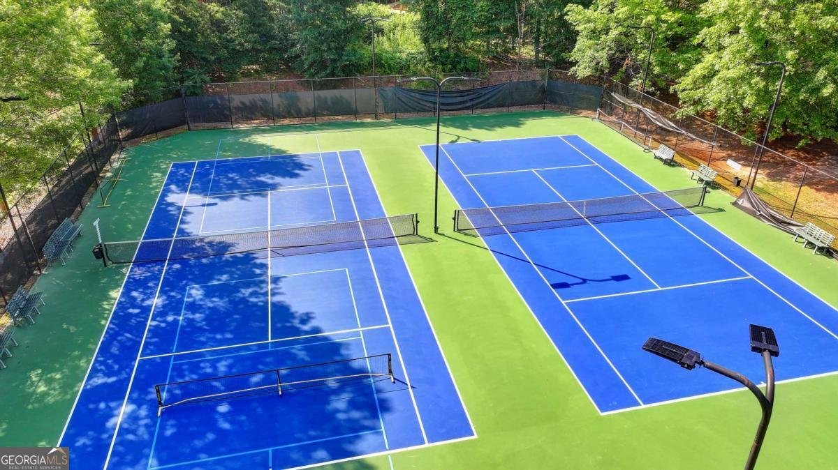 5965 VISTA BROOK Drive Suwanee - 76