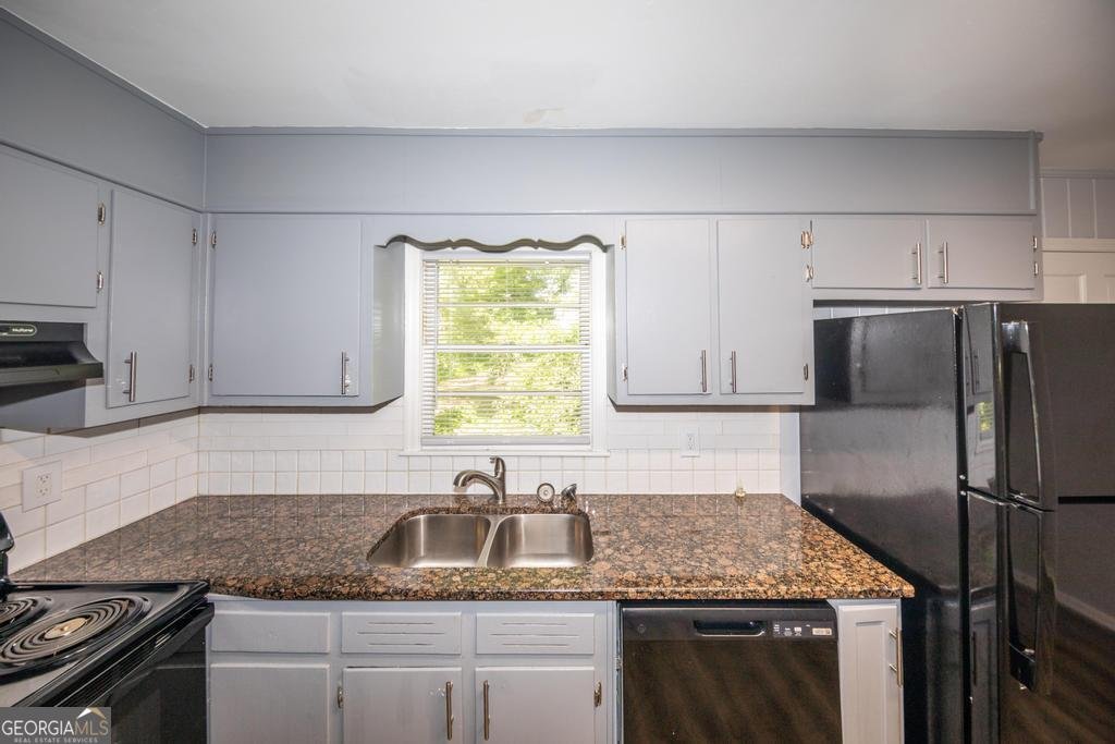 5952 Medlock Avenue Austell - 19