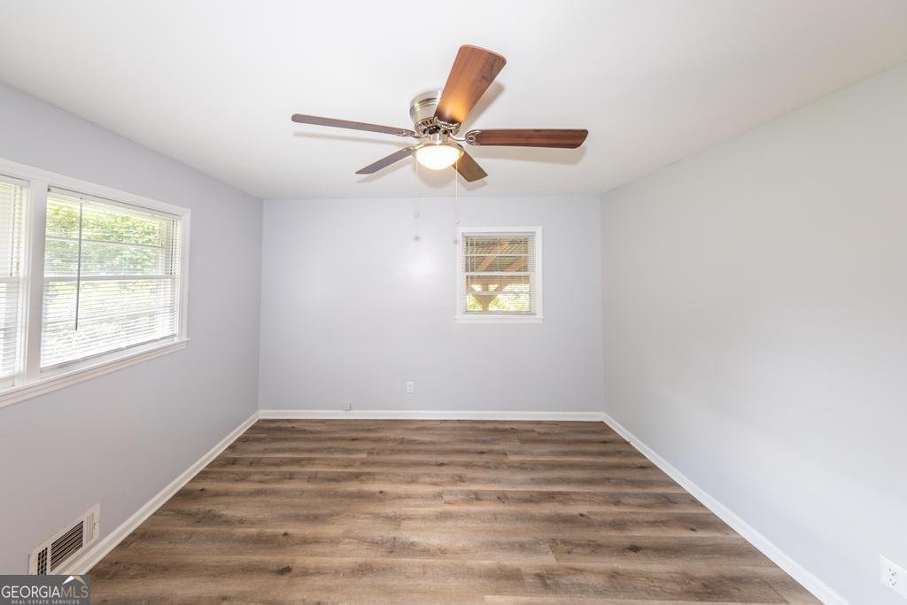 5952 Medlock Avenue Austell - 44