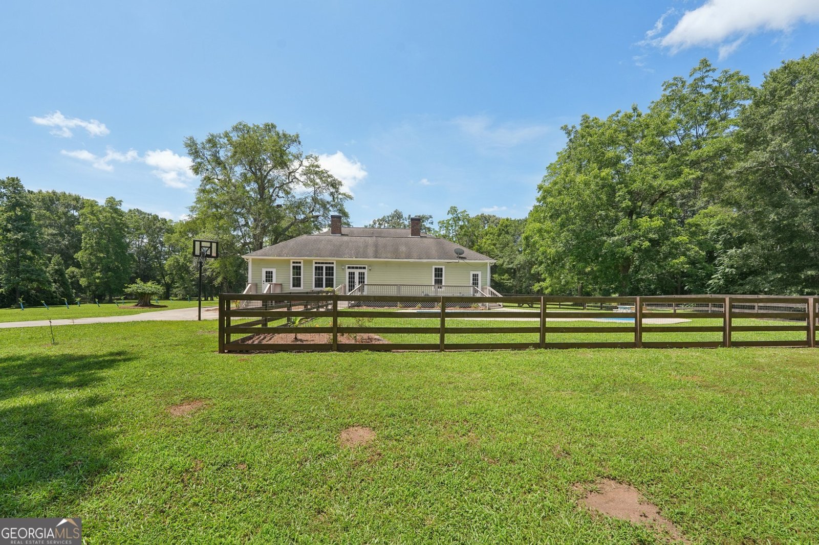 21285 Highway 18 Zebulon - 13
