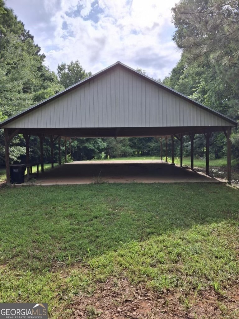21285 Highway 18 Zebulon - 16
