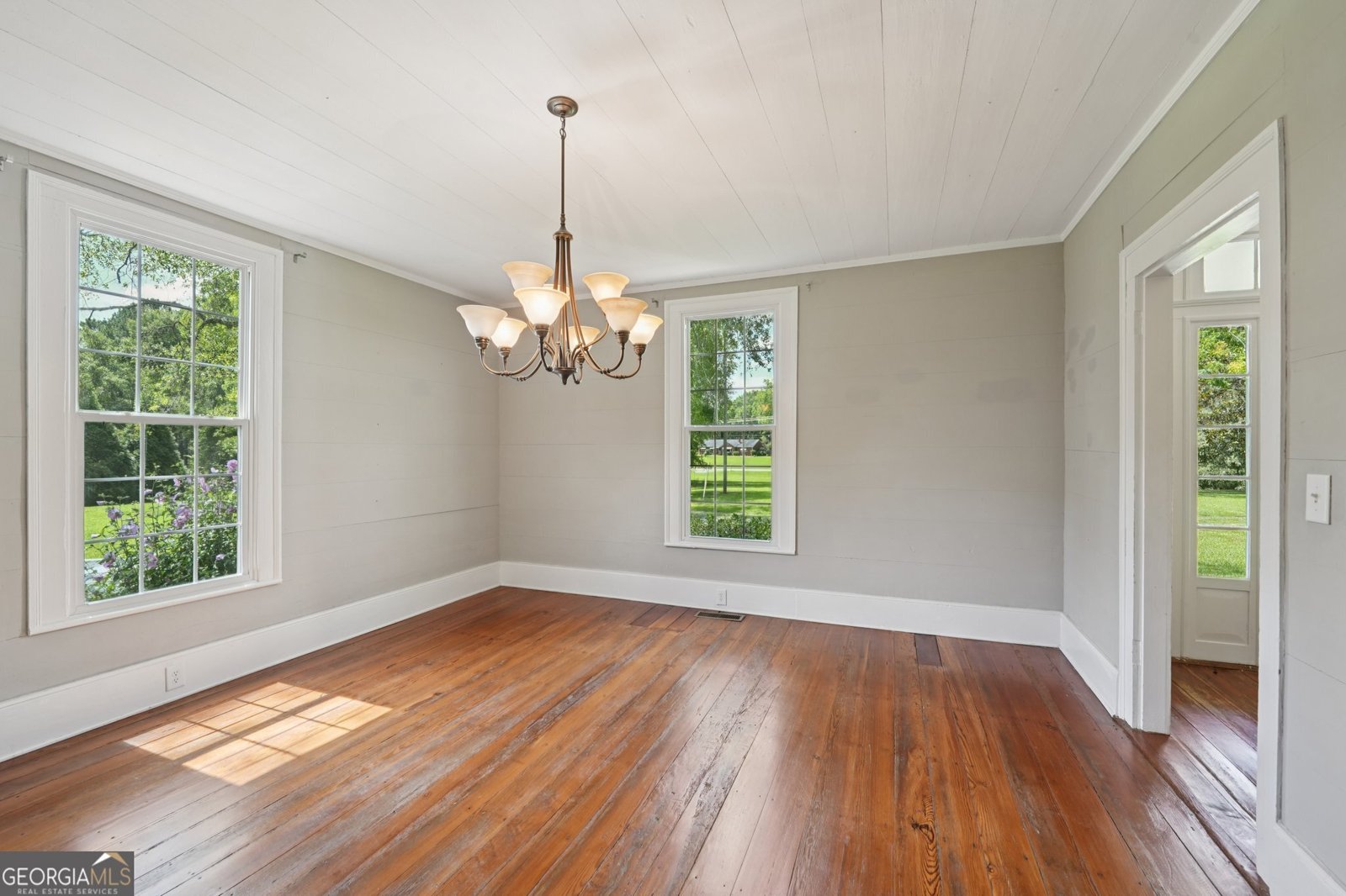 21285 Highway 18 Zebulon - 31