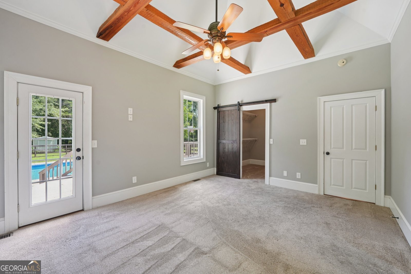 21285 Highway 18 Zebulon - 37
