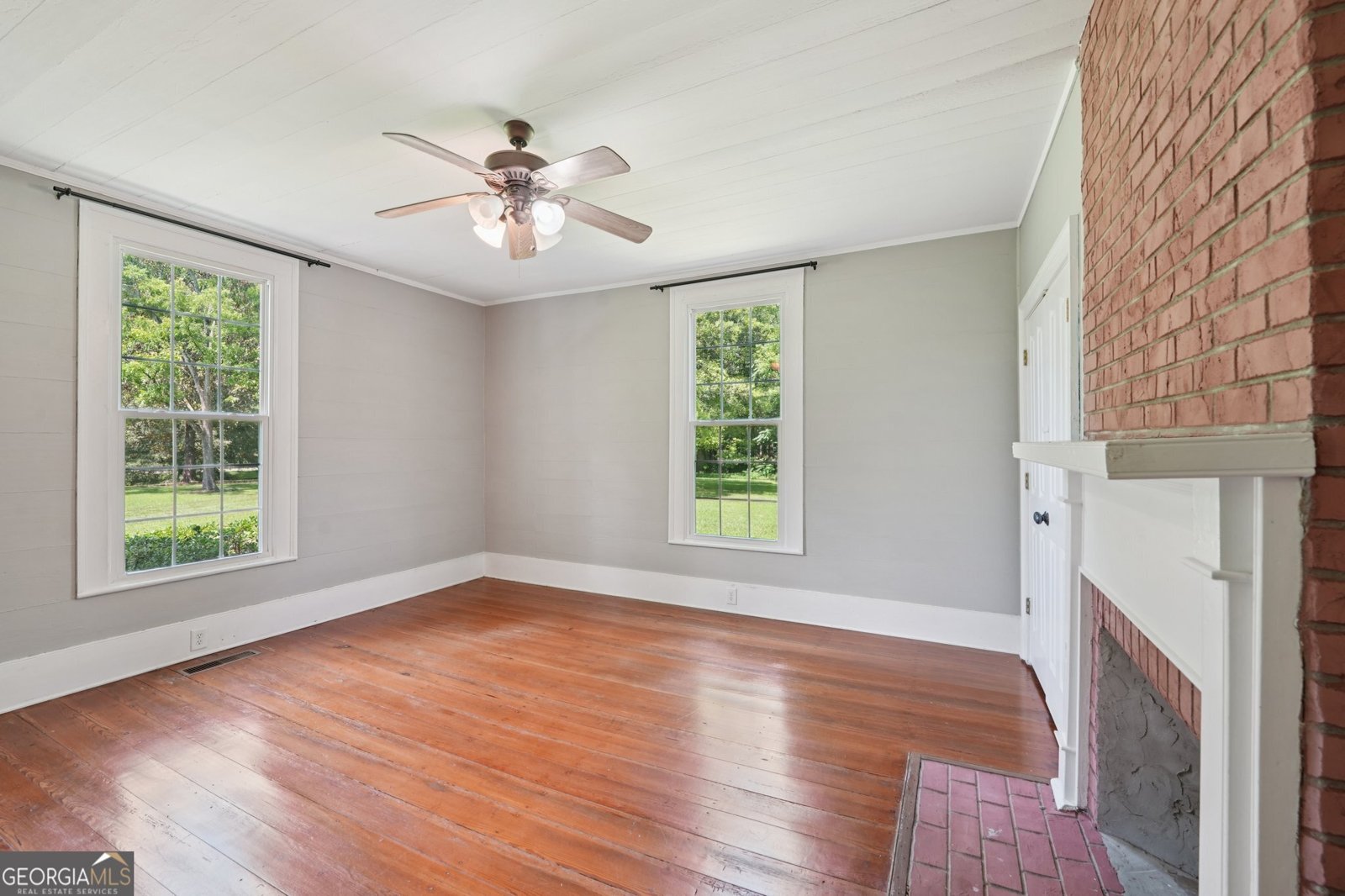 21285 Highway 18 Zebulon - 46