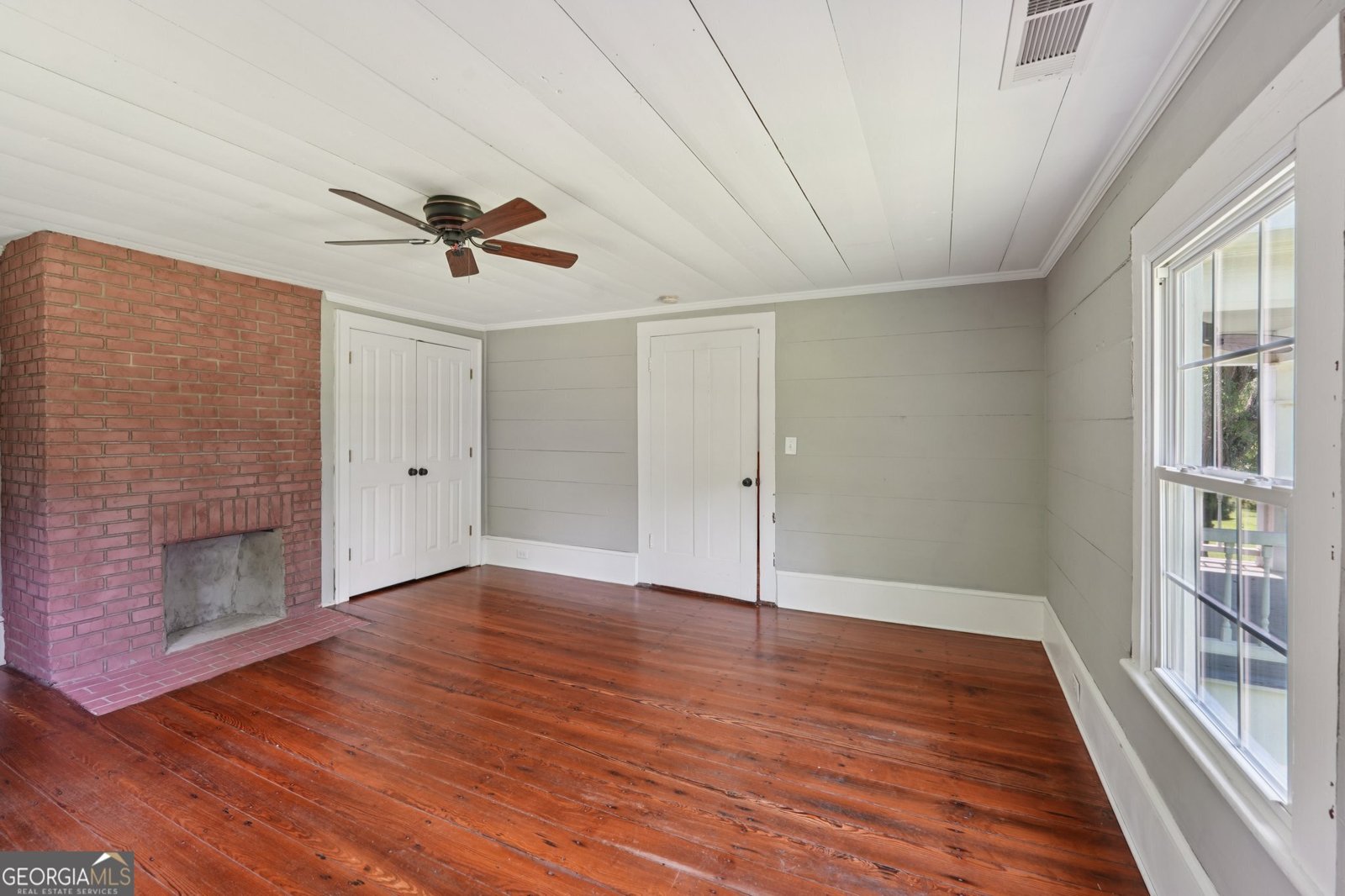 21285 Highway 18 Zebulon - 53
