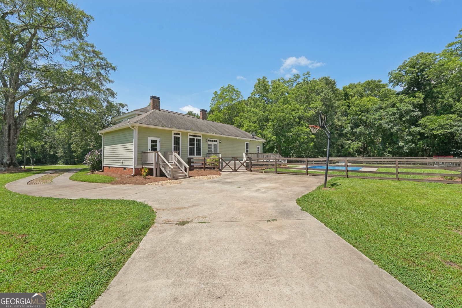 21285 Highway 18 Zebulon - 6