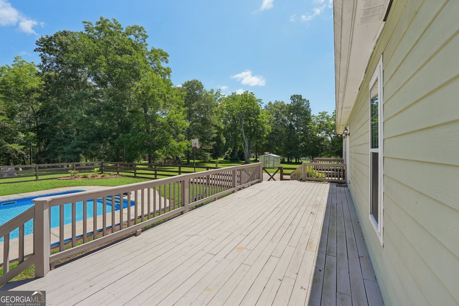 21285 Highway 18 Zebulon - 64