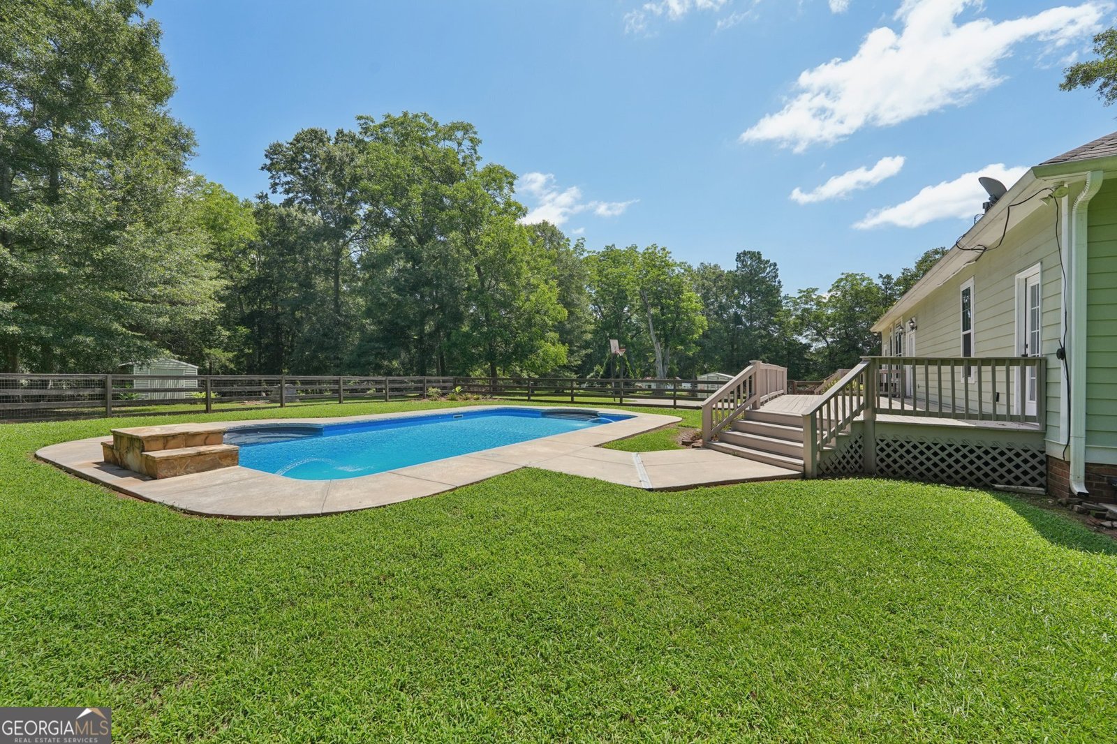 21285 Highway 18 Zebulon - 8