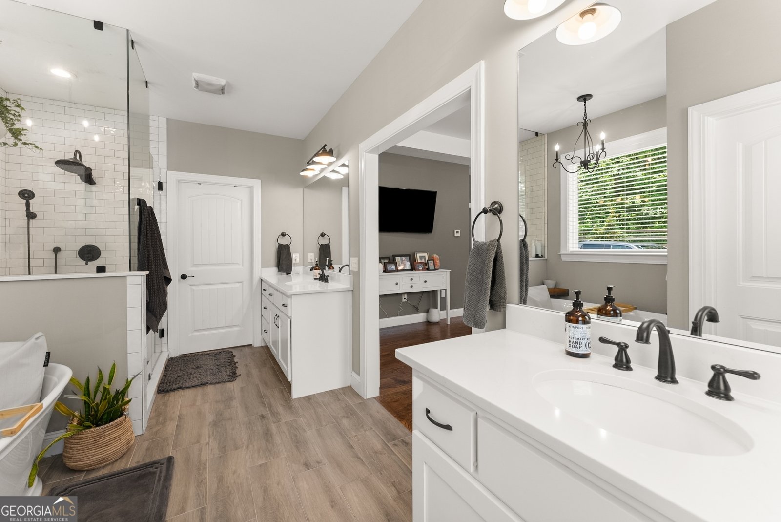 4813 Jess Helton Road Gainesville - 34