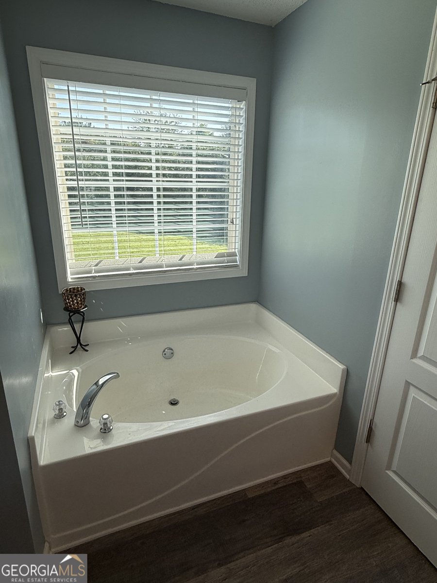 330 Anchors Way Winder - 24