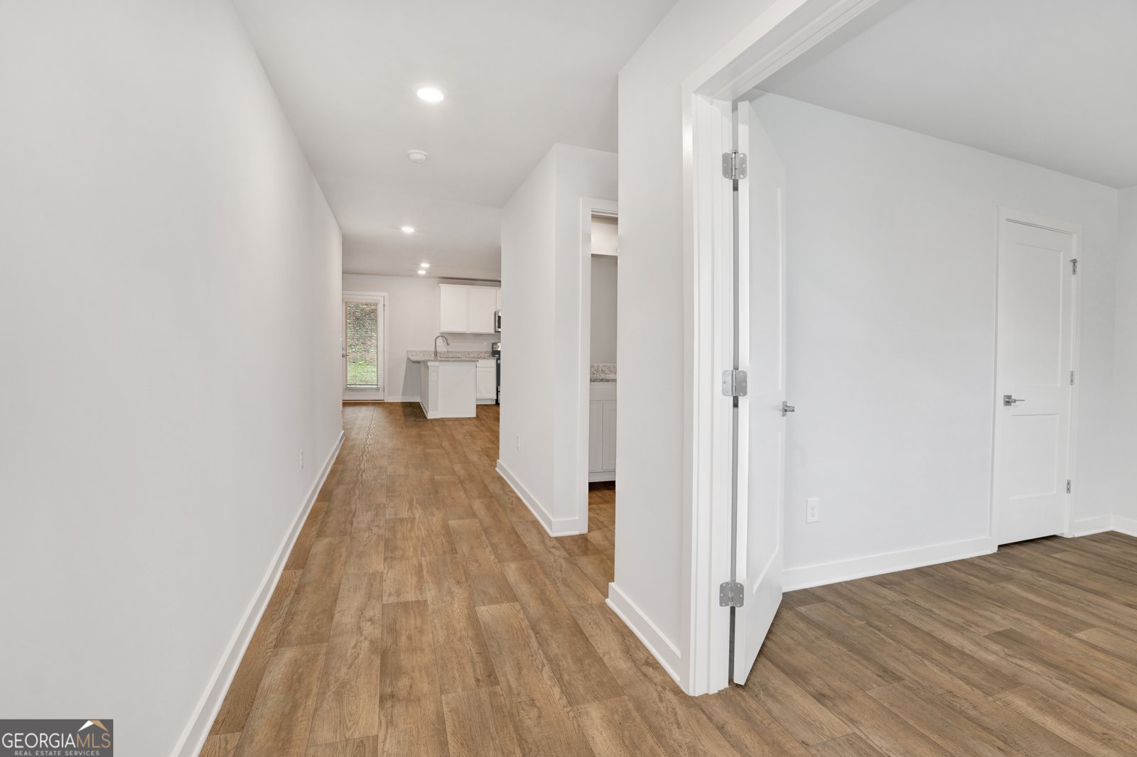 1184 Bluecoat Circle Hampton - 2