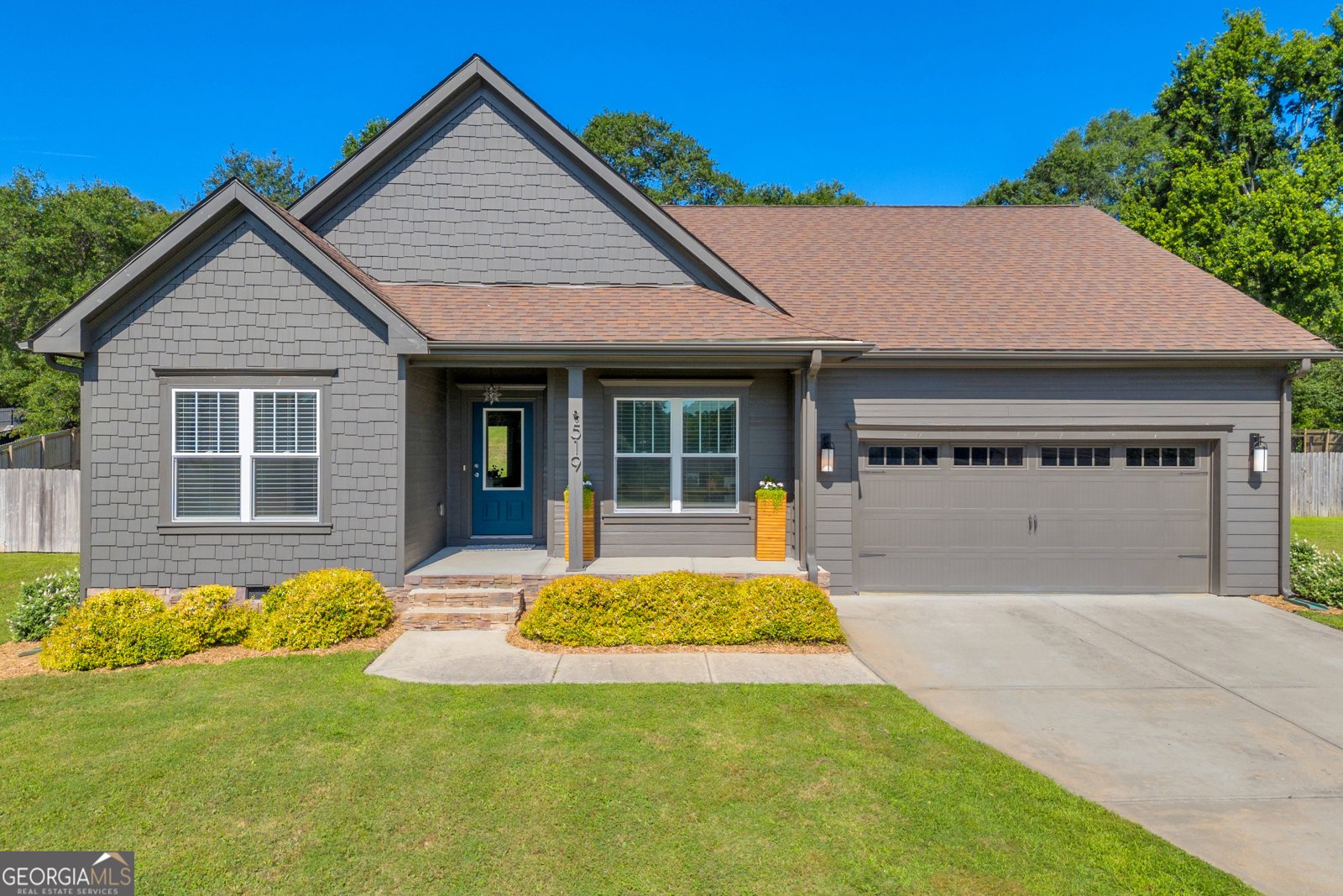 519 Point Circle Hartwell - 1