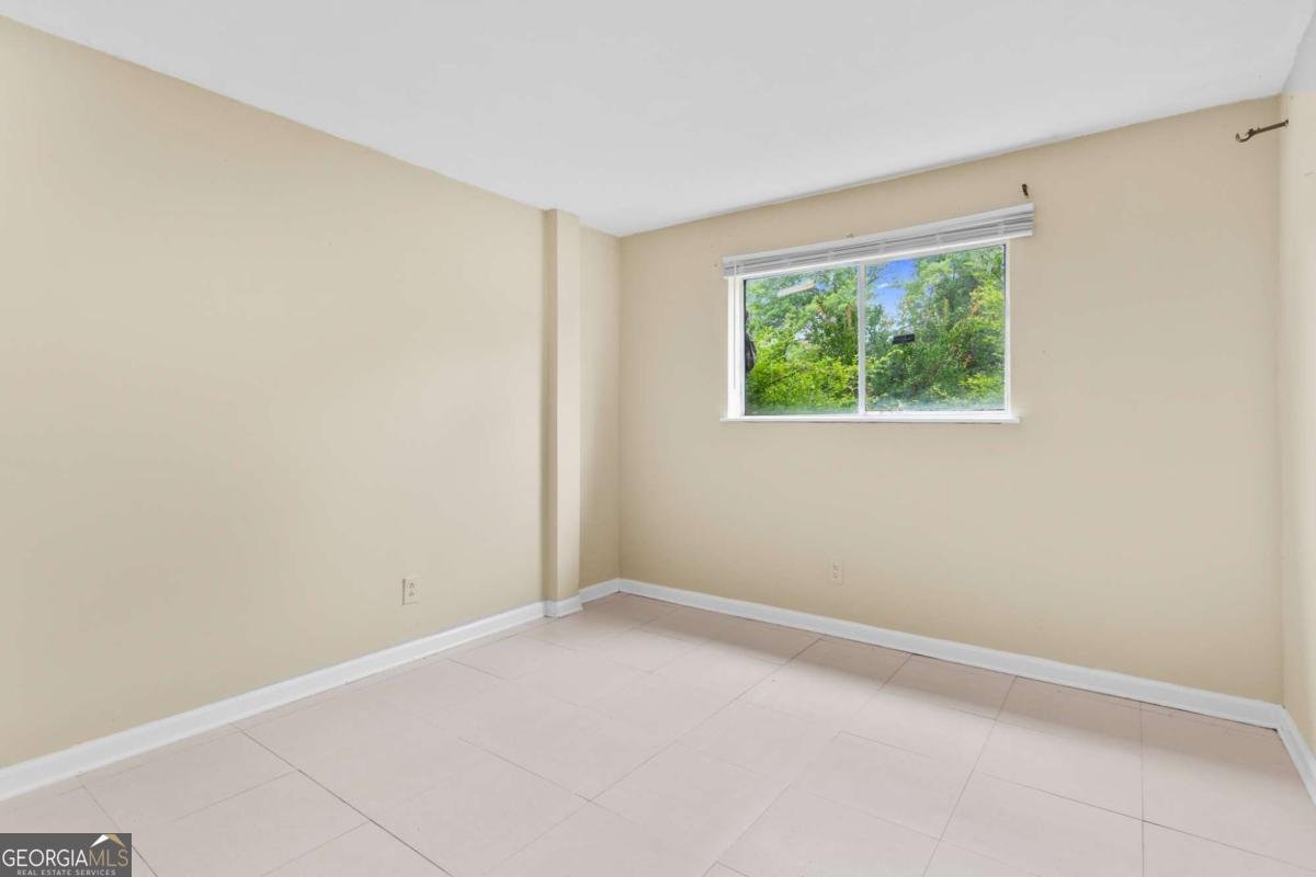 115 Camelot Drive Atlanta - 13