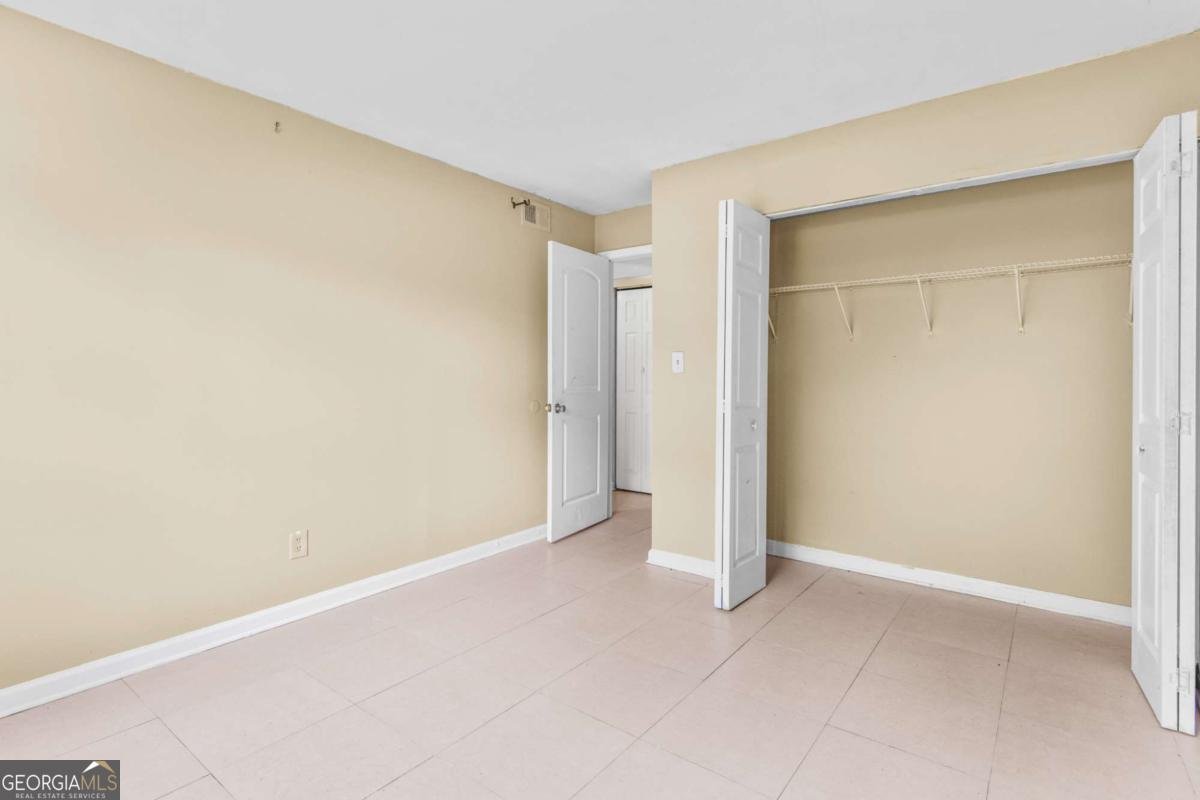 115 Camelot Drive Atlanta - 14
