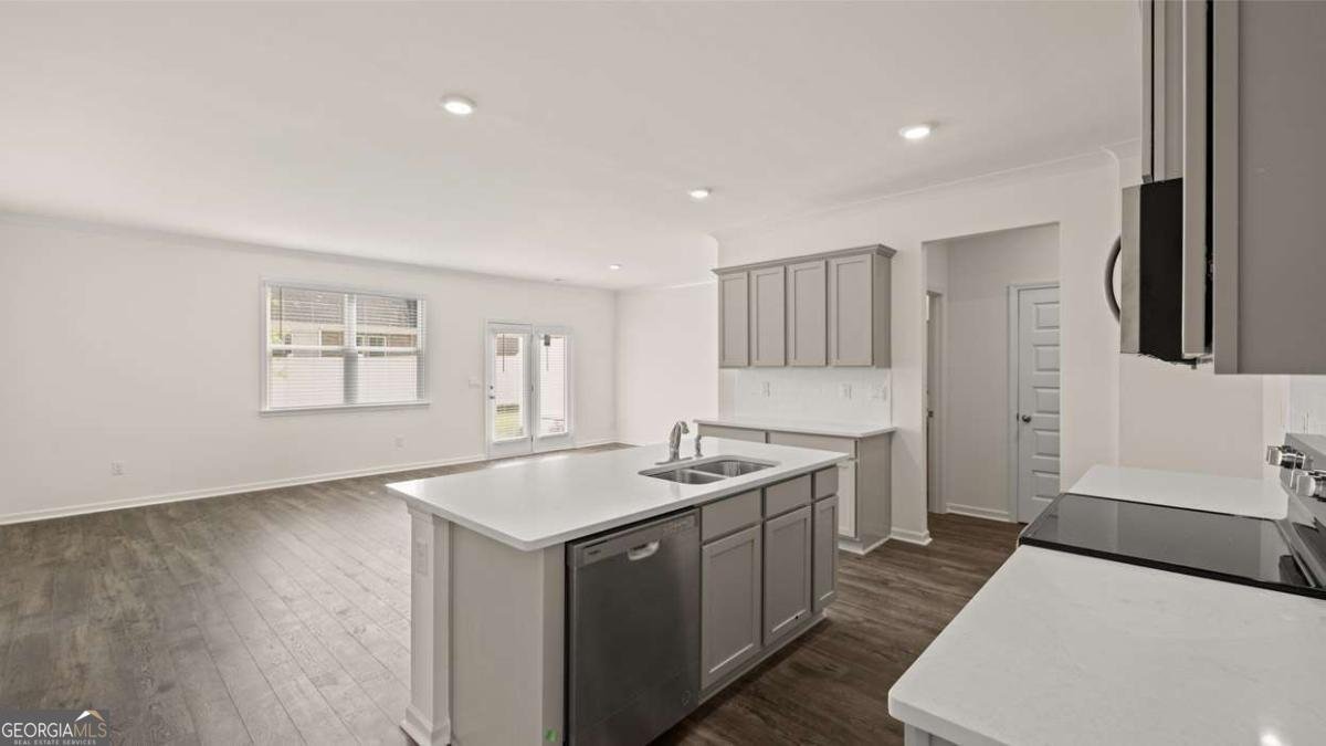 255 Silver Moon Drive Loganville - 38