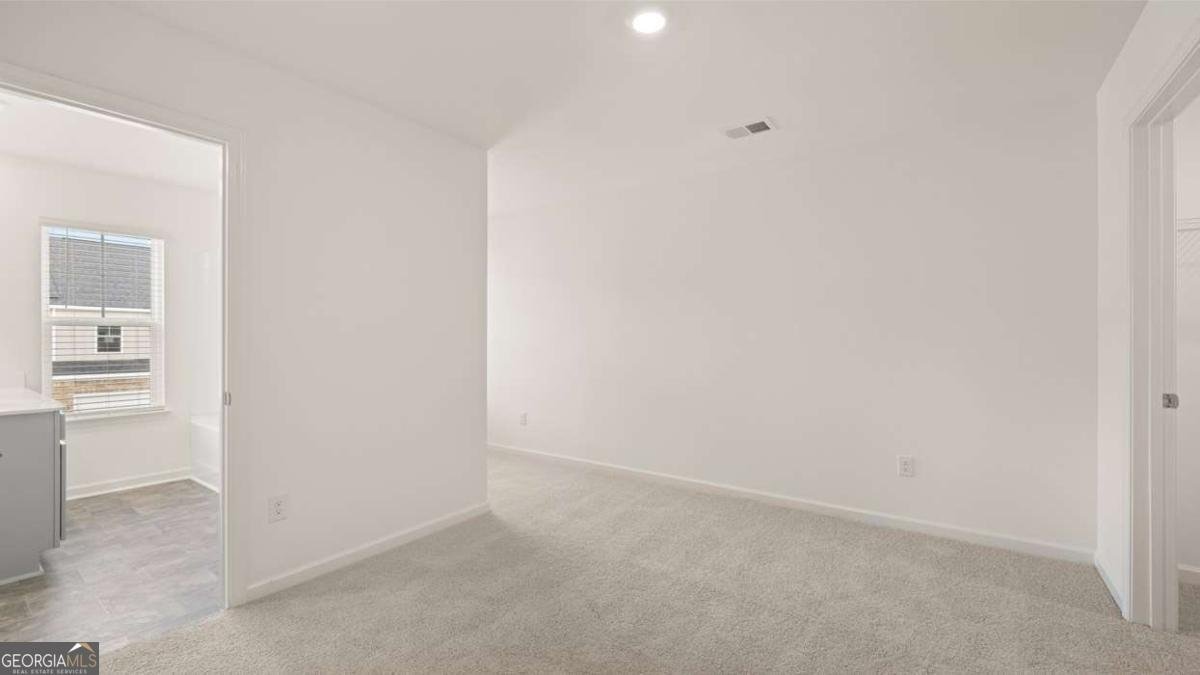 255 Silver Moon Drive Loganville - 66