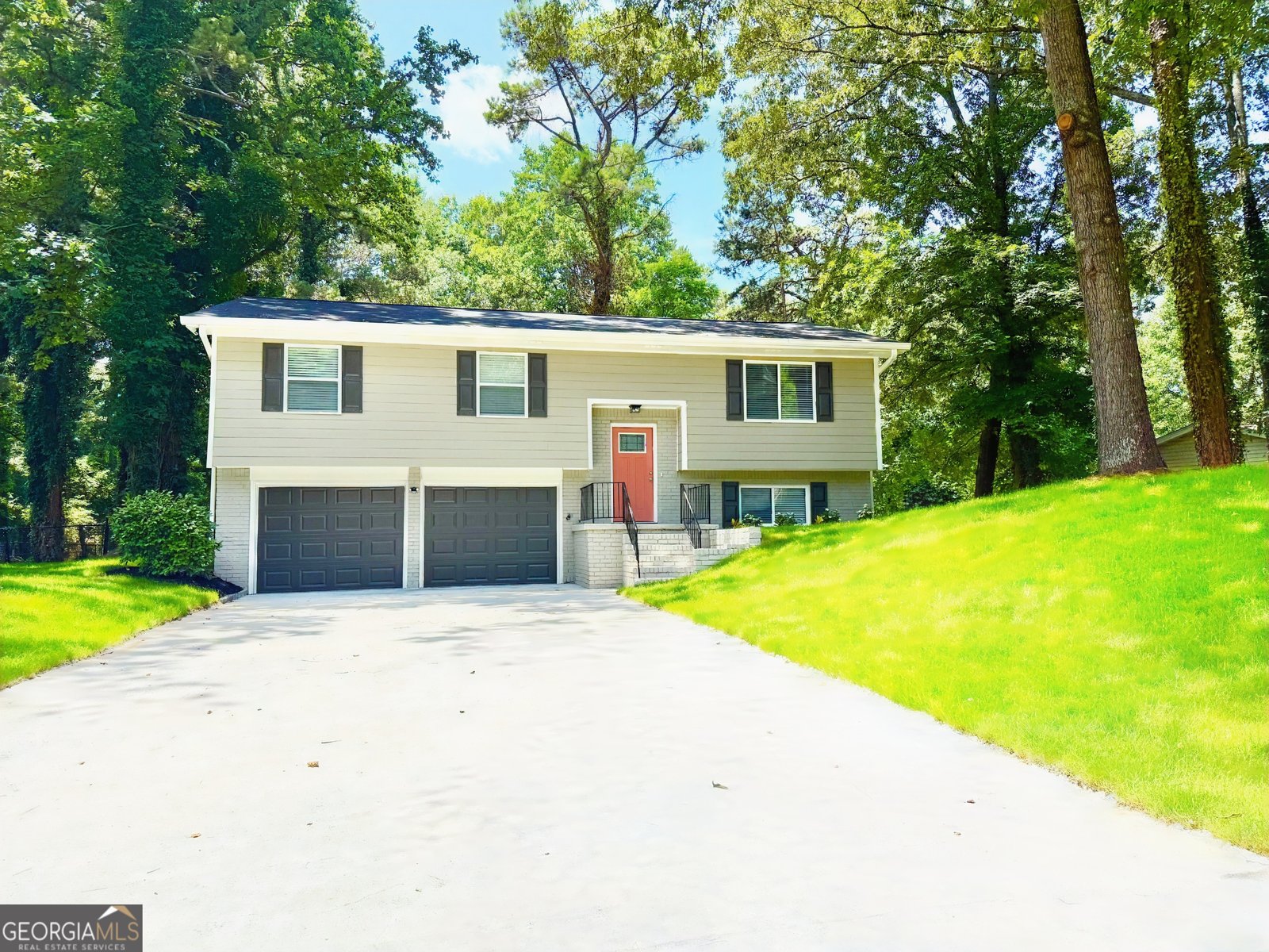 6965 Kimberland Gardens Lane Lithonia - 1