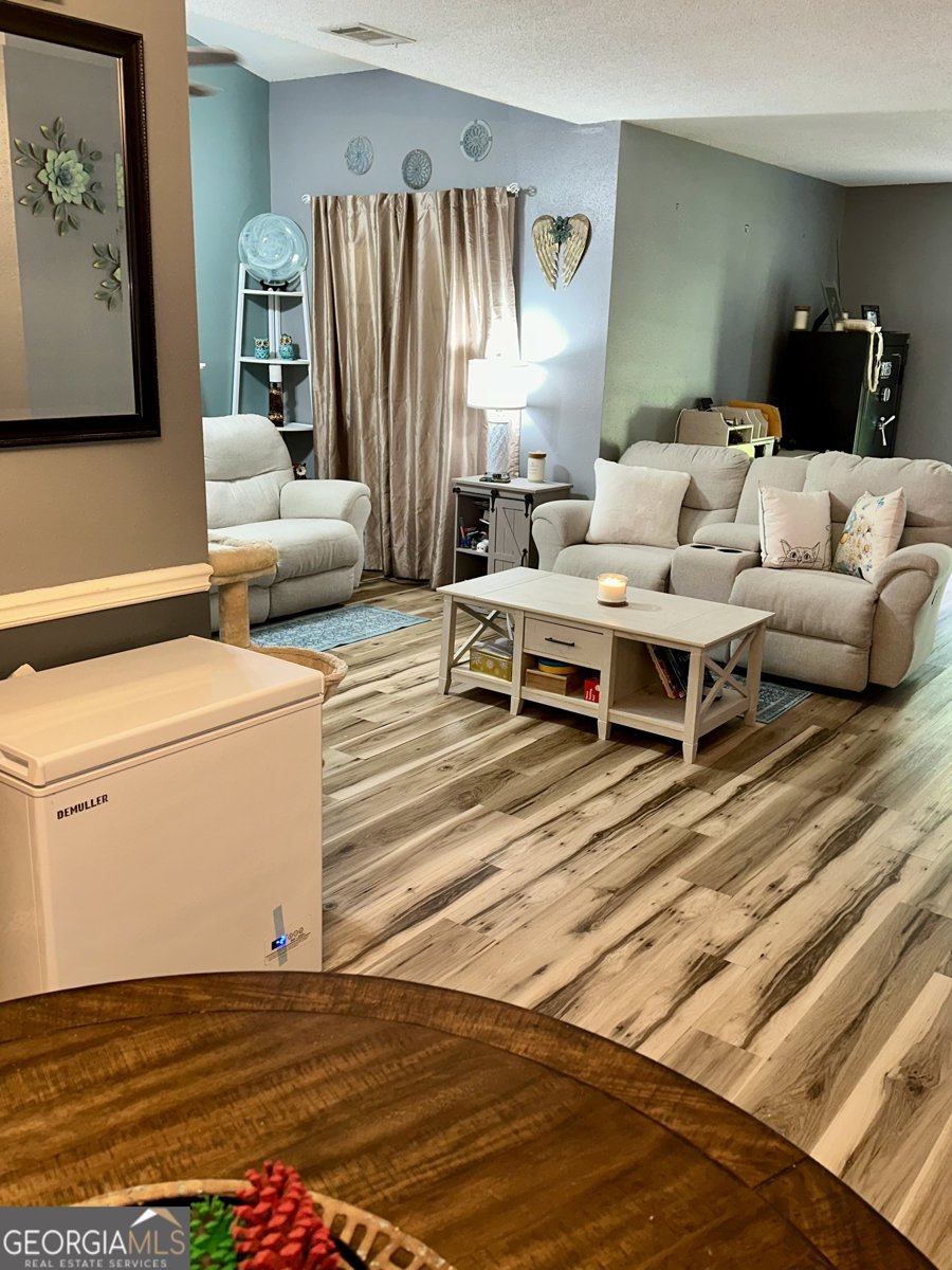 468 River Pointe Drive Macon - 4