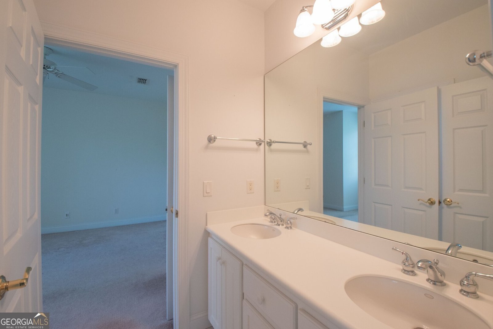 1015 Greenwillow Dr Drive Saint Marys - 39