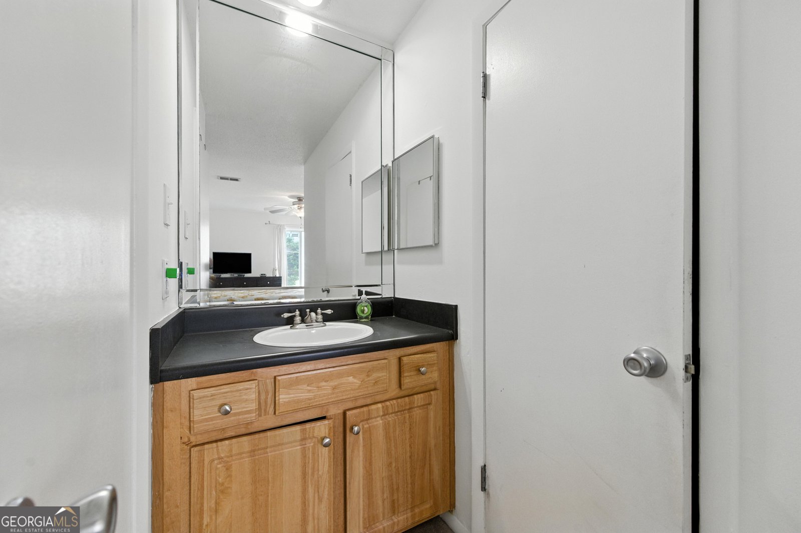 3301 Henderson Mill Road Atlanta - 27