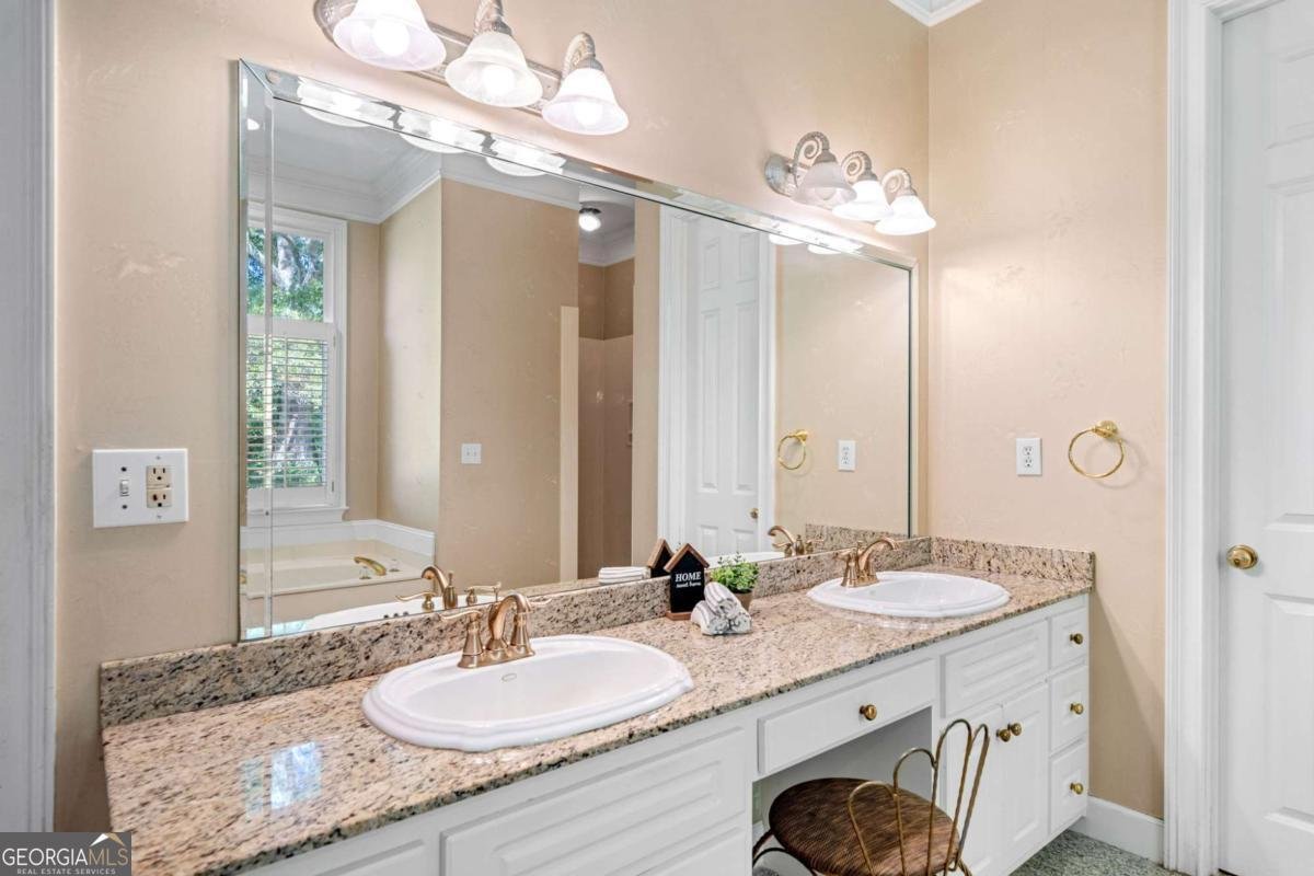 226 EUHARLEE FIVE FORKS Road Kingston - 7