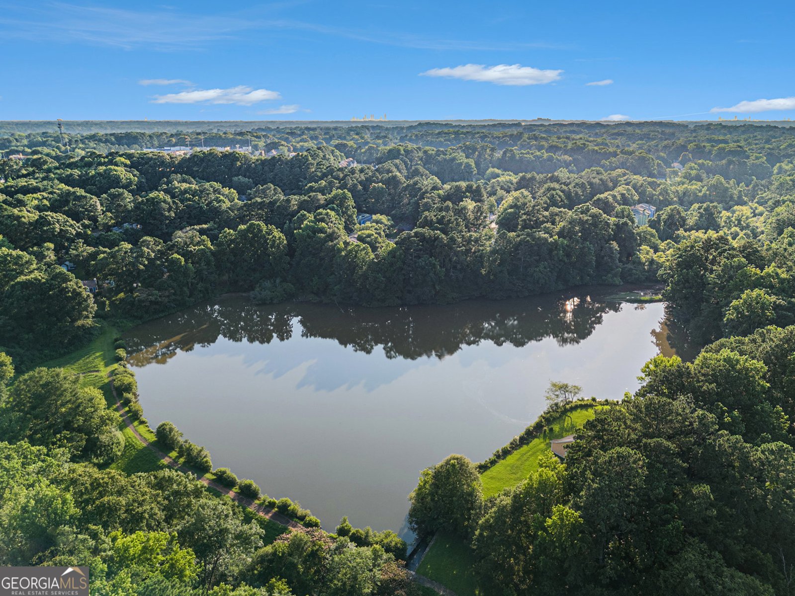 1077 Mainstreet Valley Drive Stone Mountain - 27