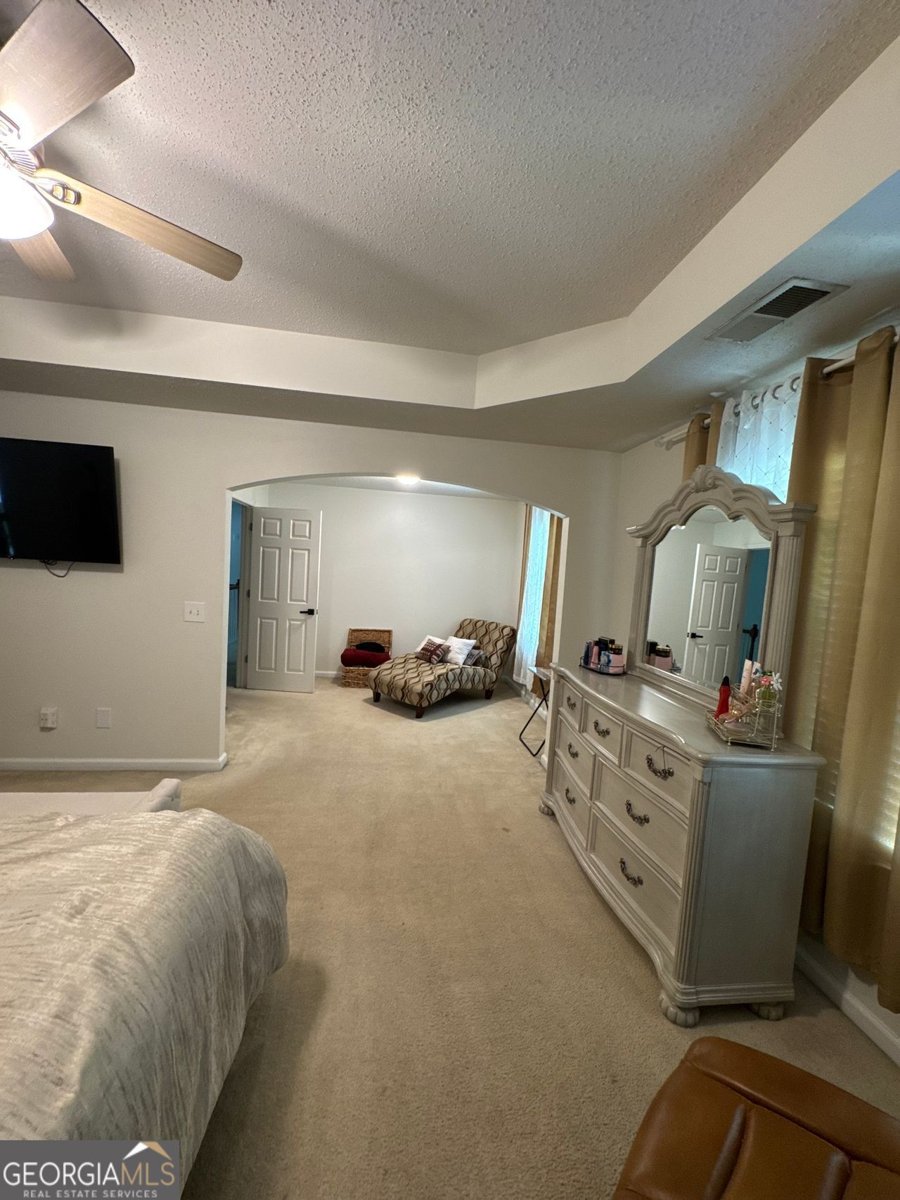 6432 POLAR FOX Riverdale - 1
