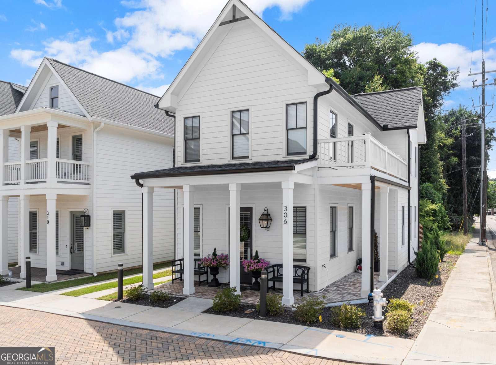 306 Clarendon Court Gainesville - 1