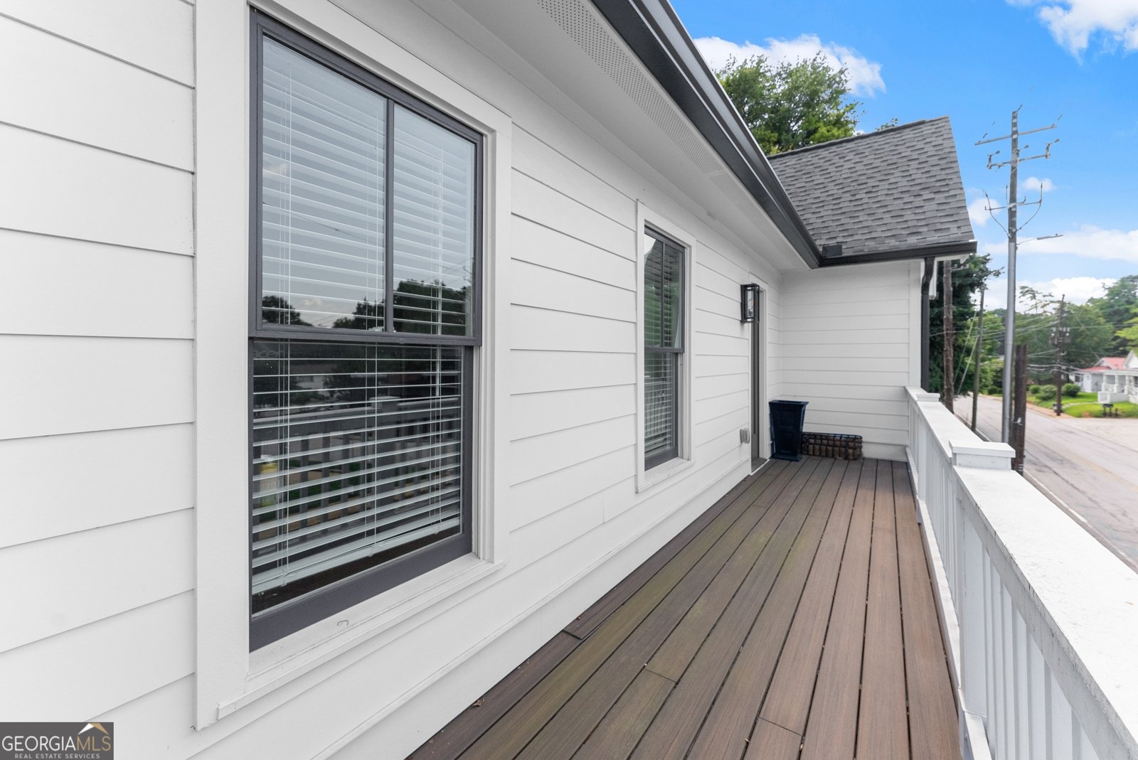 306 Clarendon Court Gainesville - 24