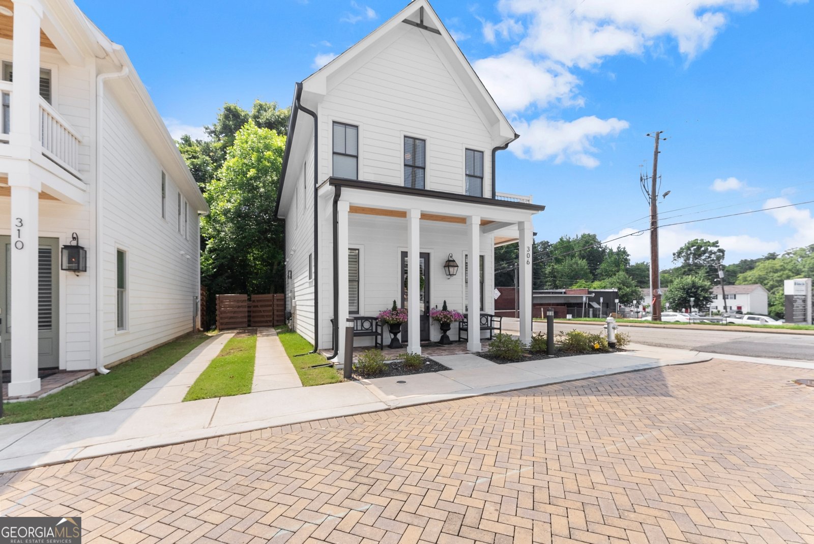 306 Clarendon Court Gainesville - 3
