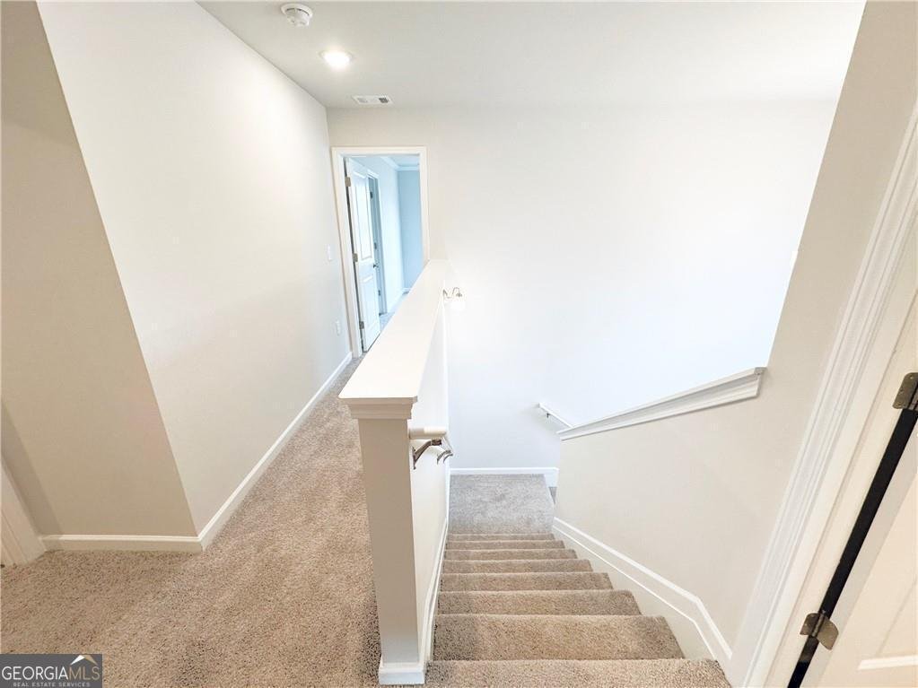 5032 Falcon Point Douglasville - 27